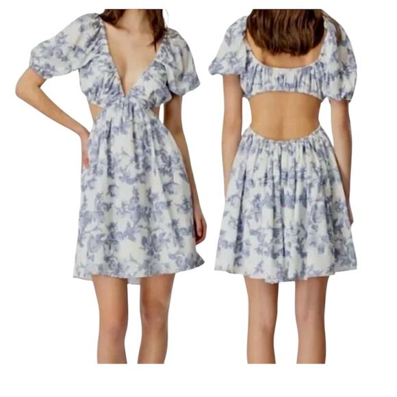 Bardot Dresses & Skirts - Bardot 8 L Eden floral v front open back puff sleeve mini dress D4 3320